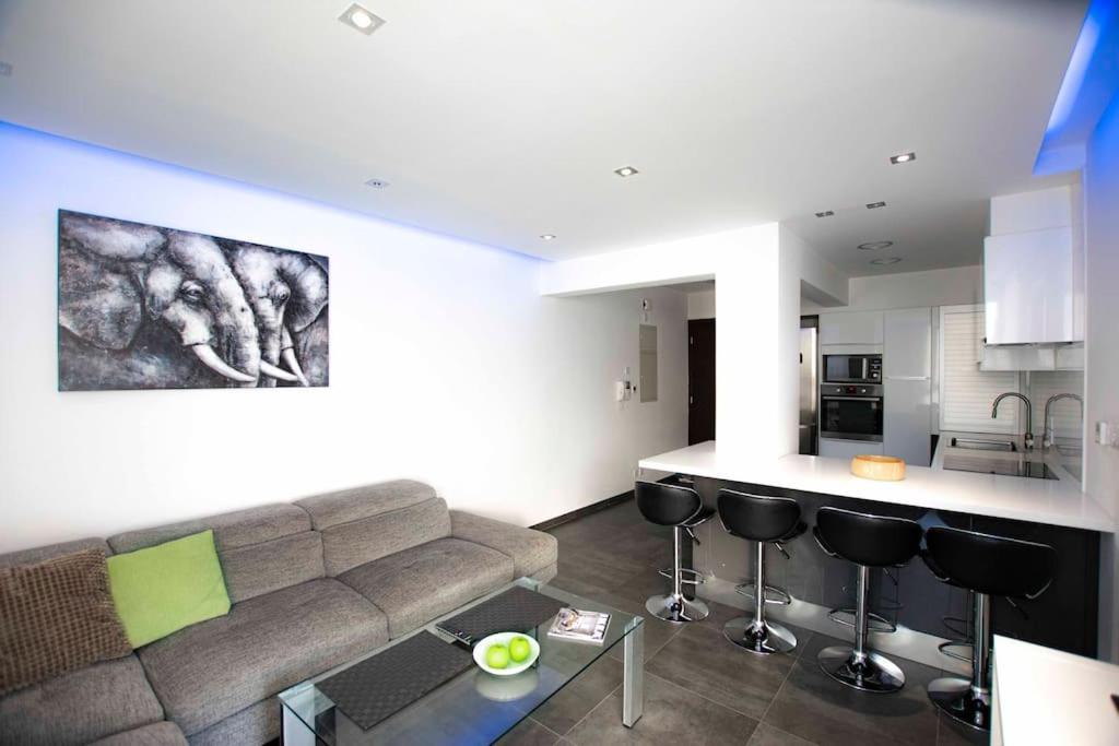 Glabur Stays - The Amazing 1 Bdr - Executive Apt Nicosia Center Free Parking & Wifi Exterior photo